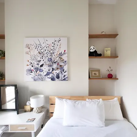 Peaceful & Pretty Clifton *